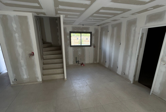 Comparatif isolation des murs HYBRIS vs laine de verre