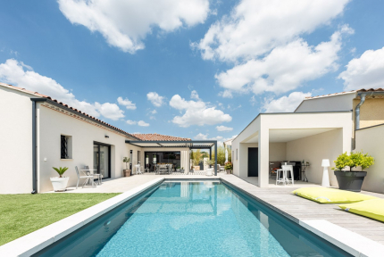 Maison contemporaine de plain-pied à Monteux