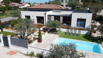 Aménagement extérieur maison à Vaison-la-Romaine